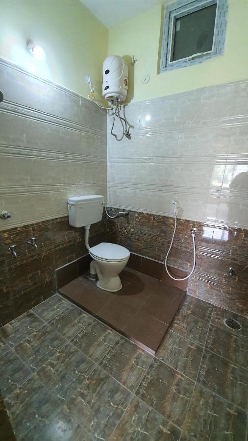 Tirupati Homestay - Apartments Luaran gambar