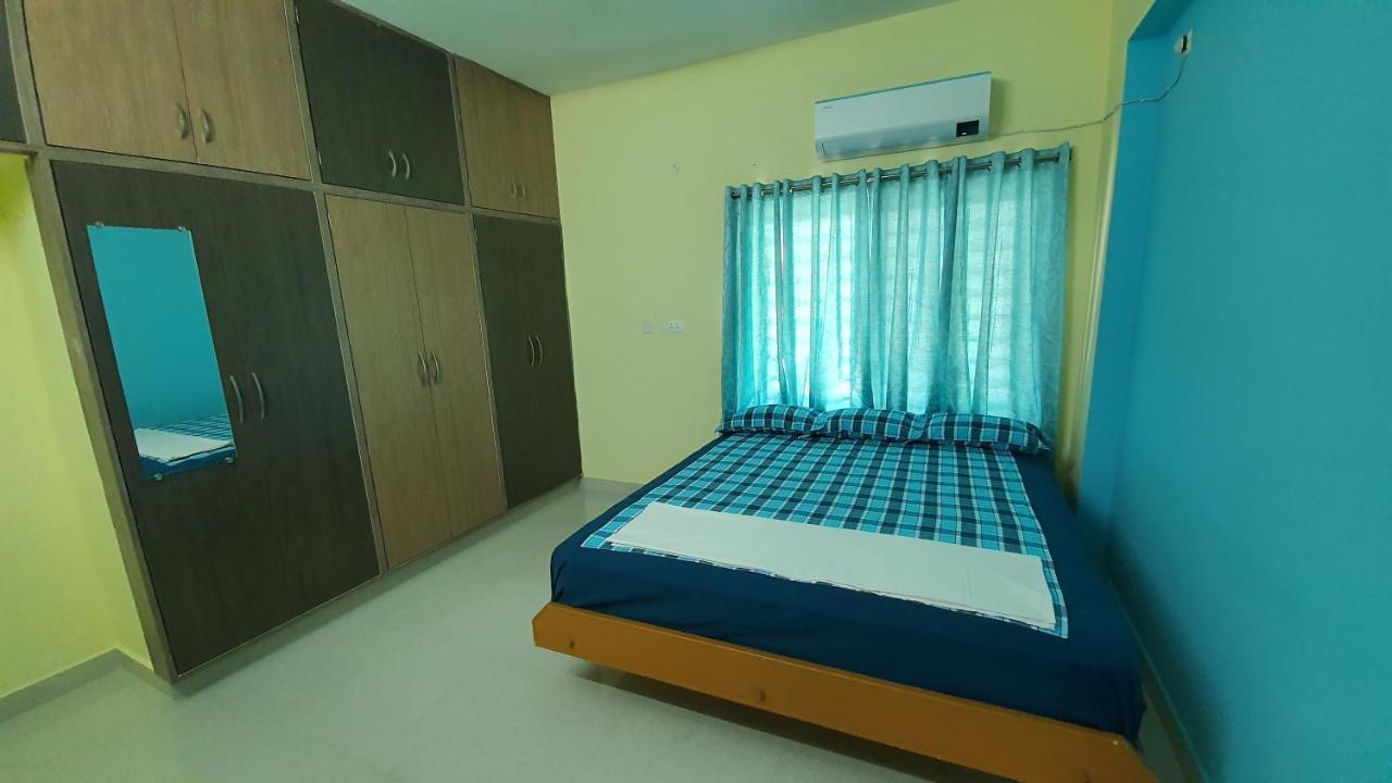 Tirupati Homestay - Apartments Luaran gambar